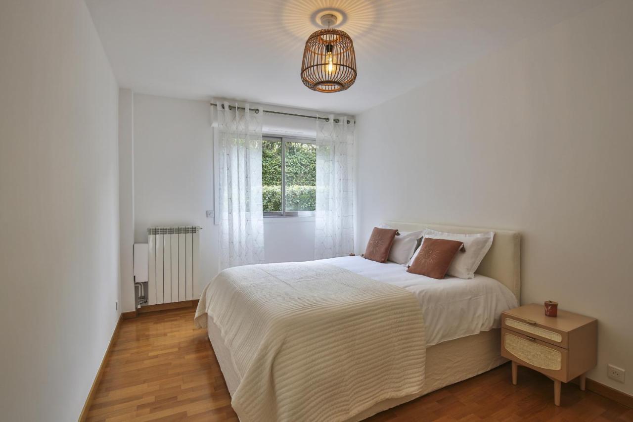 Sublime Appartement Vue Mer. Parking/Piscine/Clim 滨海自由城 外观 照片